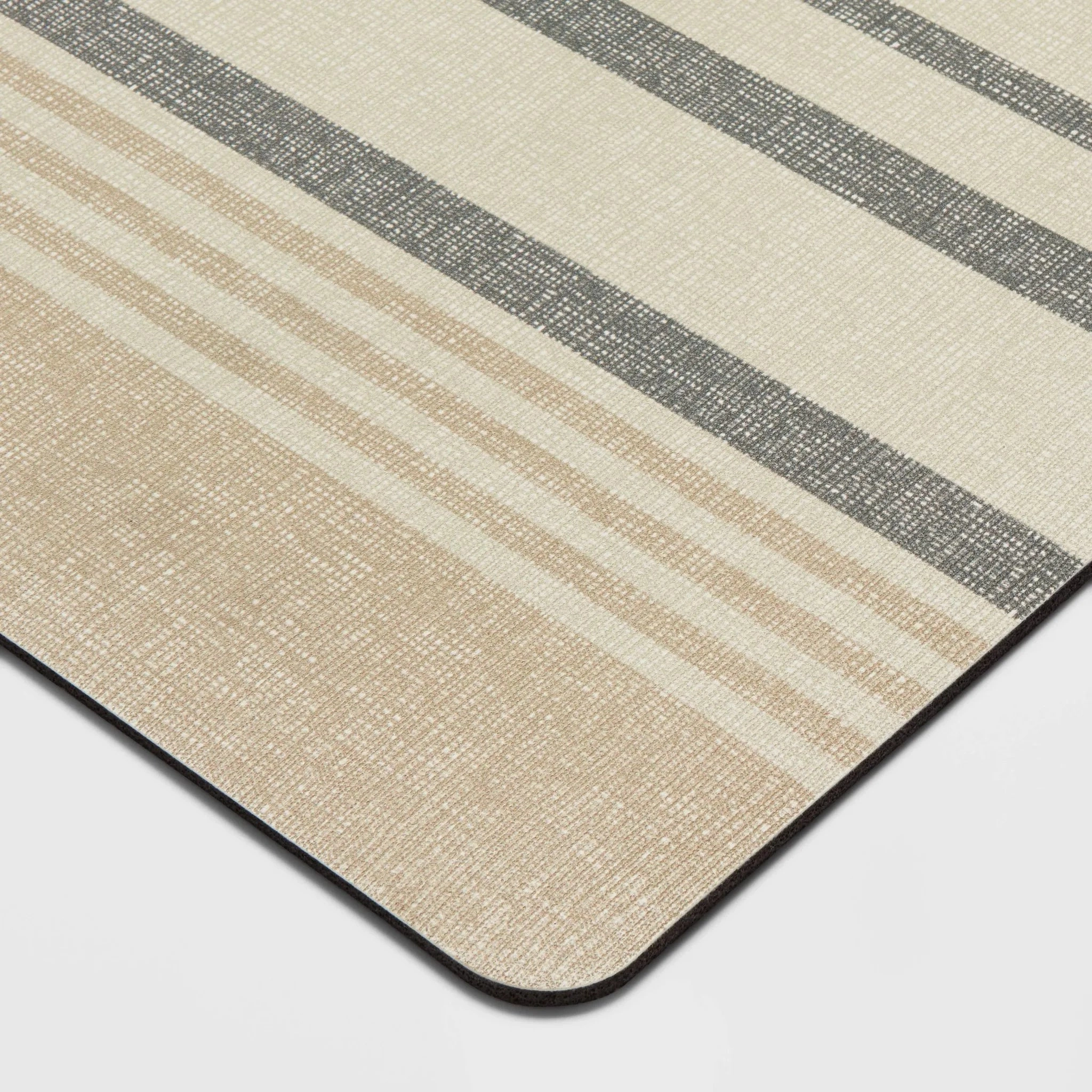20" x 40" Low Profile Charmed Manor Patterned Polyurethane Kitchen Mat