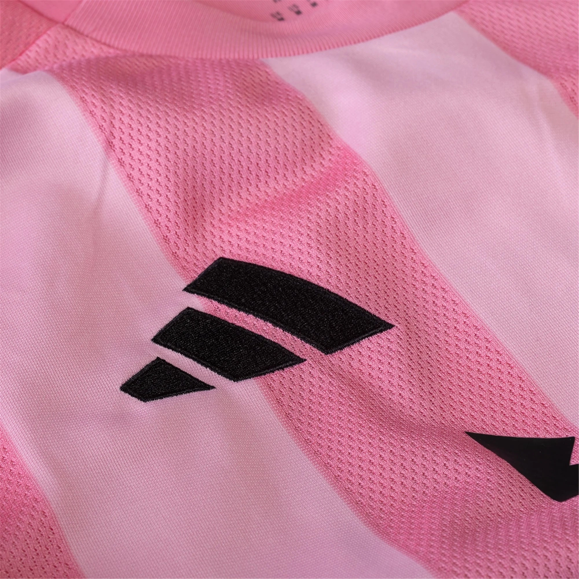 adidas Yannick Bright Inter Miami CF Authentic Home Jersey 25/26 w/ MLS Patches   Sponsor (Easy Pink)