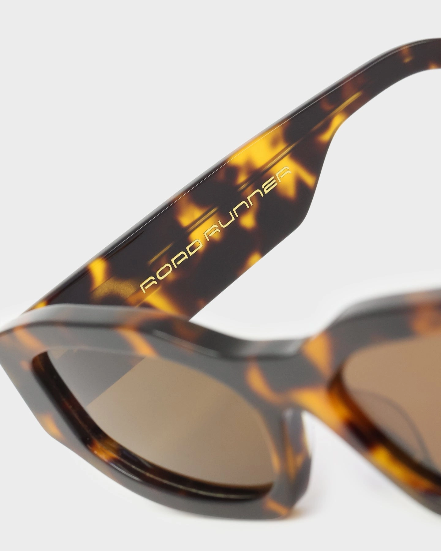 NUQE Road Runner Sunglasses Tort/Gold