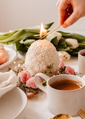 The Floral Egg - Decorative Candle